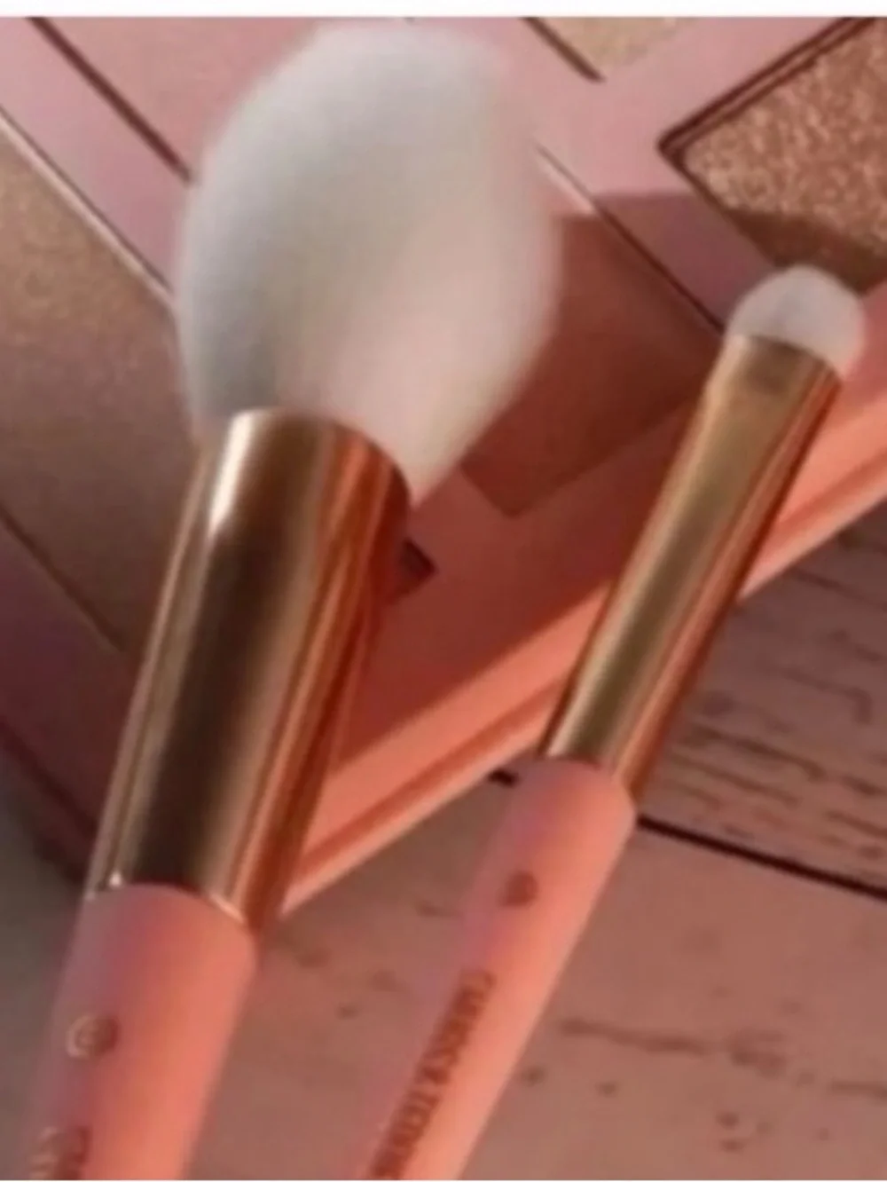Essence Hugs & Teddies Eye & Face Makeup Brush Set